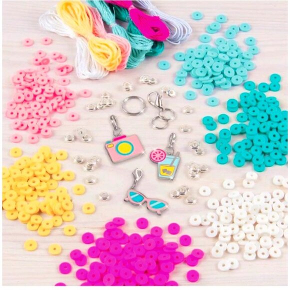 Make It Real Bracelet Making Kit With Beads & Charms 3336 PCS For Kids Ages 8+ D - Picture 5 of 6